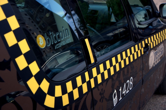 Bitcoin в Литве: такси JazzExpress в Вильнюсе принимает крипто-платежи в Биткоинах